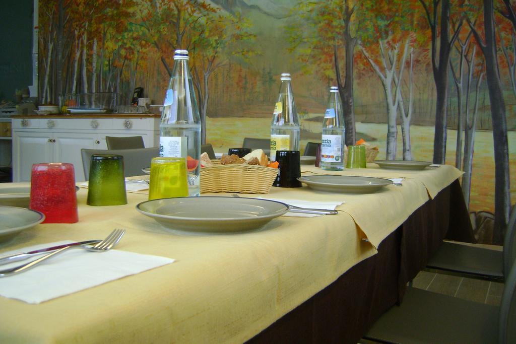 Affittacamere Rubino Guest House Ponte nellʼAlpi Exterior foto